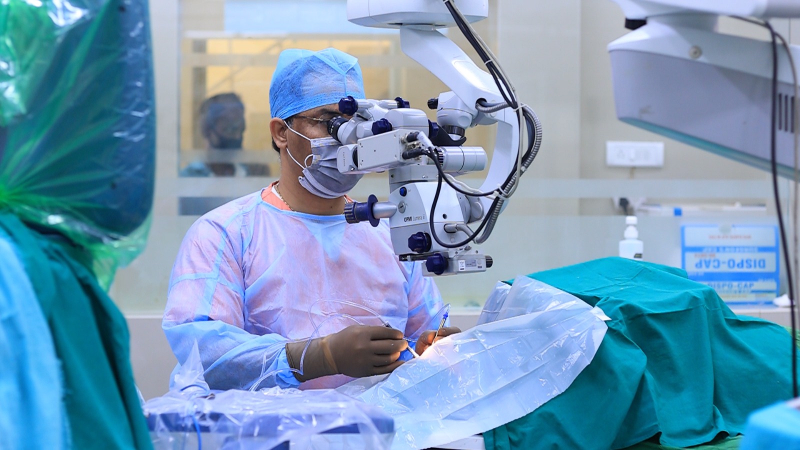 A B Eye Institute
